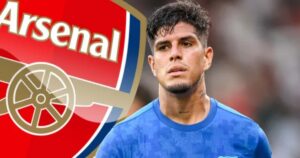 Arsenal sắp hoàn tất thỏa thuận chiêu mộ Hincapie