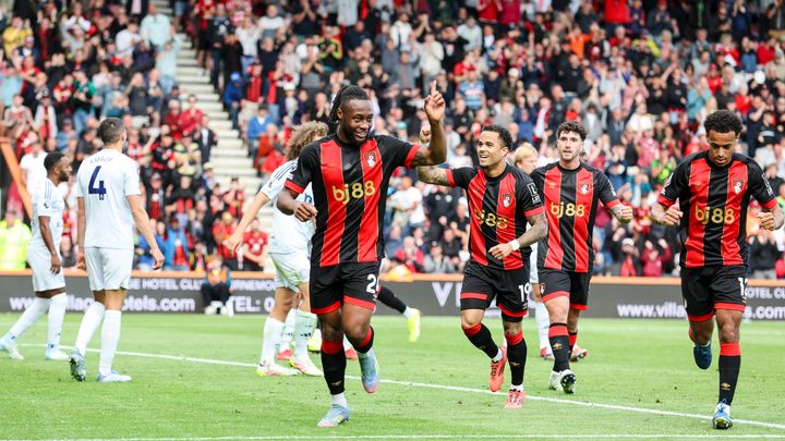 Bournemouth ráo riết mua sắm
