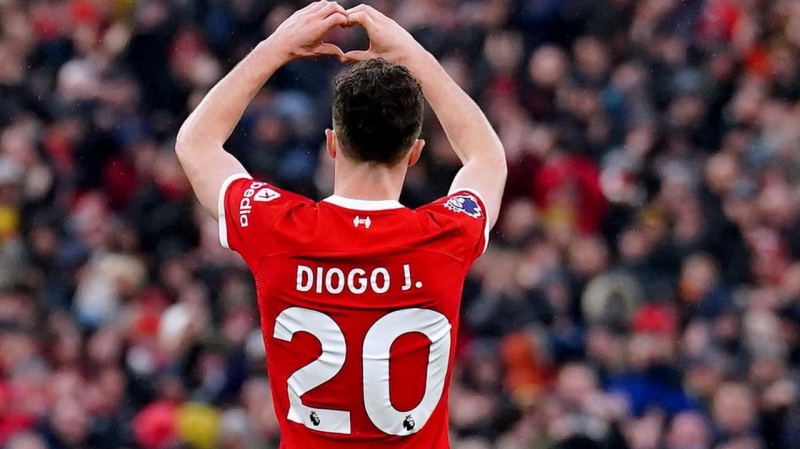 Arne Slot xác nhận Liverpool đã trả toàn bộ tiền lương cho Diogo Jota
