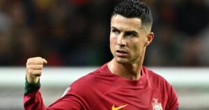 Ronaldo san bằng kỷ lục của Carlos Ruiz tại vòng loại World Cup
