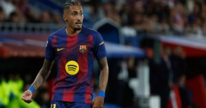 Raphinha lỡ hẹn El Clasico: Nỗi lo của Barcelona