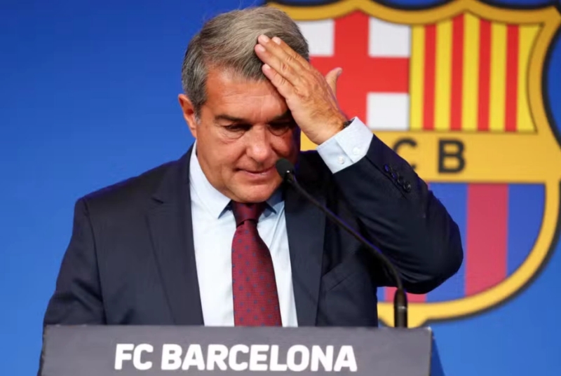 Barcelona và cuộc chơi tài chính gian nan tại Camp Nou