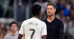 Xabi Alonso xóa bỏ tin đồn mâu thuẫn với Vinicius