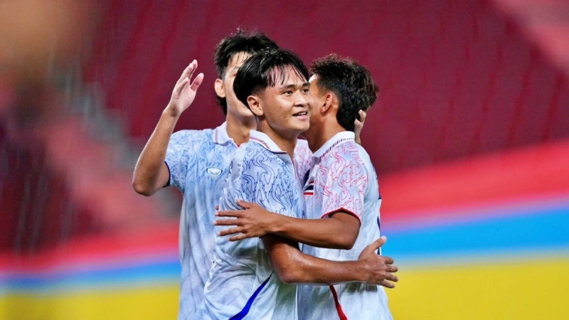 U22 Thái Lan nhận thưởng nóng sau khi thắng đậm tại SEA Games 33