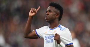 Vinicius Junior cảnh báo cho Real Madrid