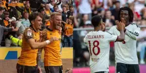 MU gục ngã trước Hull City, điểm yếu chí mạng bị phơi bày
